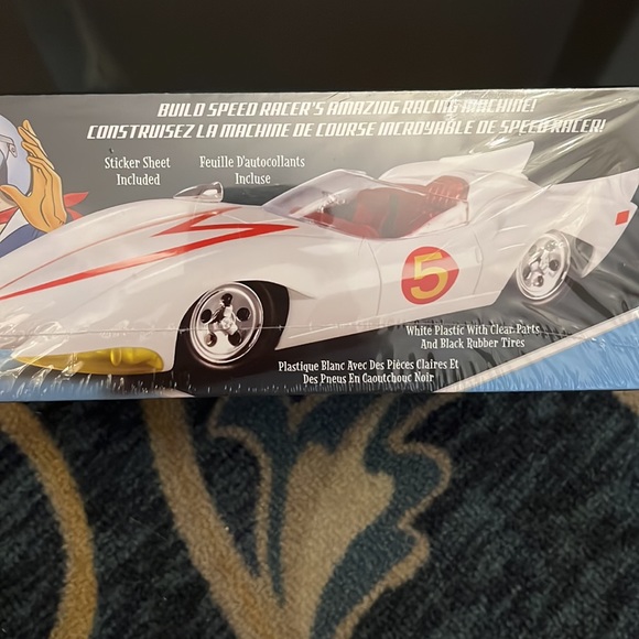 Speed Racer Mach 5 Race Car Retro 1/25 Scale Snap-It 54 Piece Skill 2 Model Kit - Picture 6 of 6